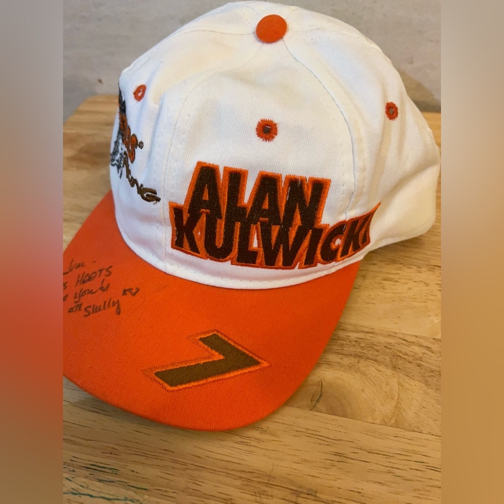 Kudzu Vintage Hooters Racing Alan Kulwicki White & Orange Signed Cap - Picture 5 of 8